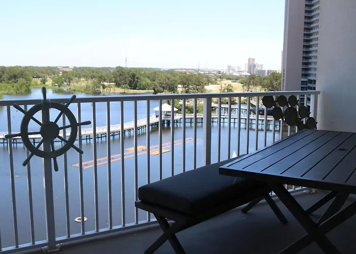 Laketown Wharf